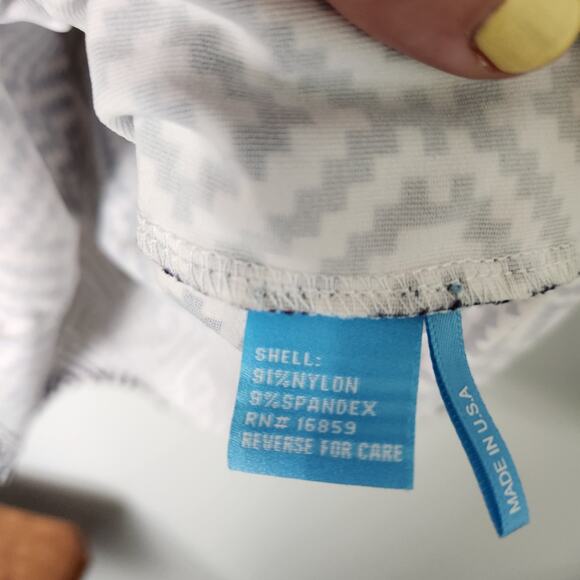 J. McLaughlin Geometric Print Collared V-neck Stretch Catalina Cloth Dress - Picture 9 of 9